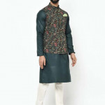 Men Black & Green Solid Kurta with Pyjamas With Nehru Jacket