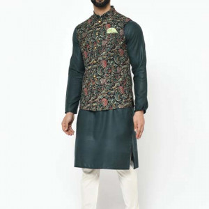 Men Black & Green Solid Kurta with Pyjamas With Nehru Jacket