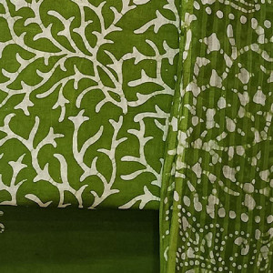 Green Handcrafted Floral Design Printed Tie & Dye Batik Design Cotton Silk Dress Material